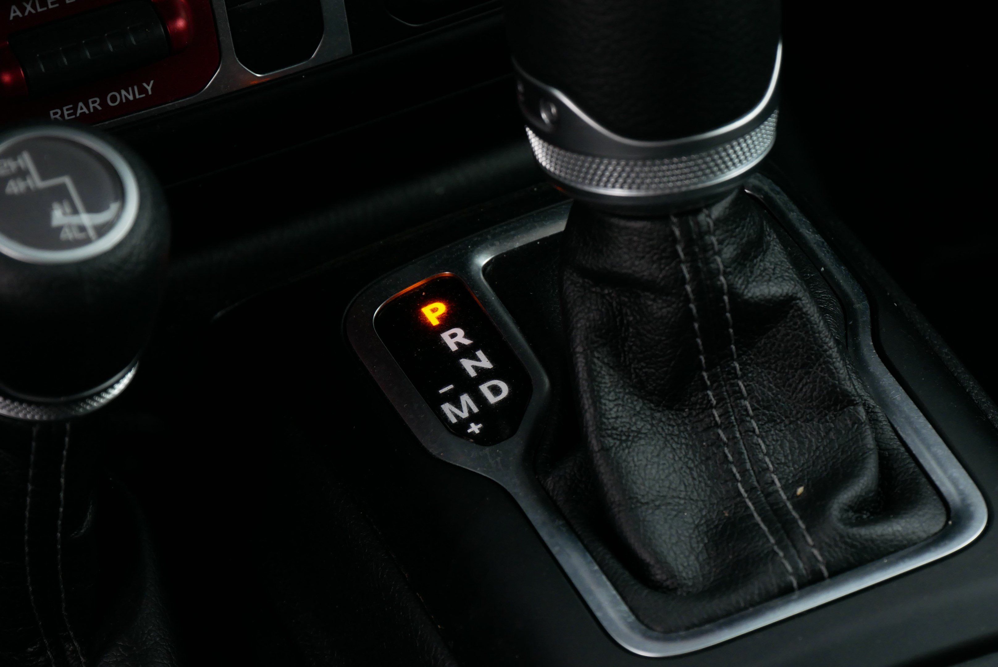 Used 2024 Jeep Wrangler Unlimited Sport AWD/4WD image 25
