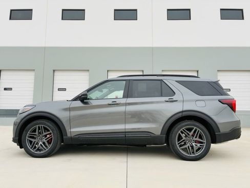 New 2025 Ford Explorer ST w/ Sun And Sound Package image 2
