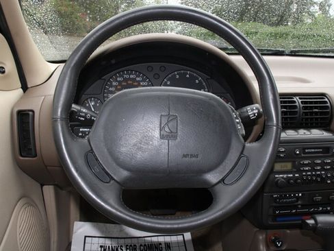 Used 1996 Saturn S-Series SL2 FWD image 16