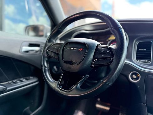 Used 2018 Dodge Charger R/T Scat Pack RWD image 24
