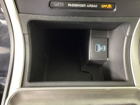 Used 2023 Ford Edge SEL w/ Convenience Package image 26