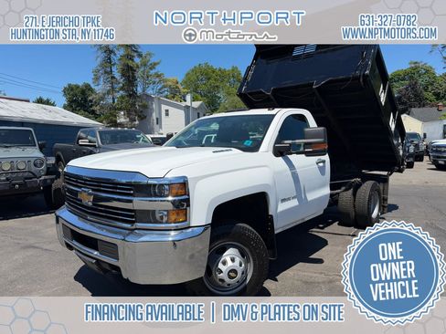 Used 2016 Chevrolet Silverado 3500 W/T w/ WT Convenience Package AWD/4WD image 1