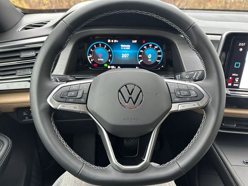 New 2026 Volkswagen Atlas Cross Sport SE AWD/4WD image 7