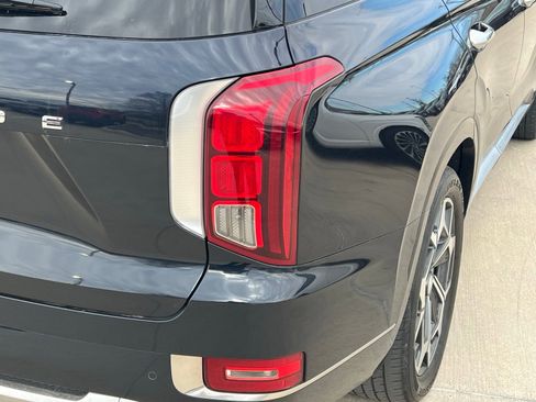 Used 2022 Hyundai Palisade Calligraphy image 14