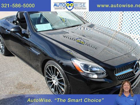 Used 2019 Mercedes-Benz SLC 300 image 1