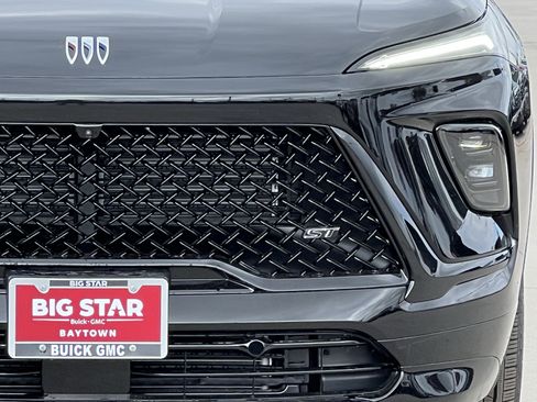 New 2026 Buick Enclave Sport Touring image 7