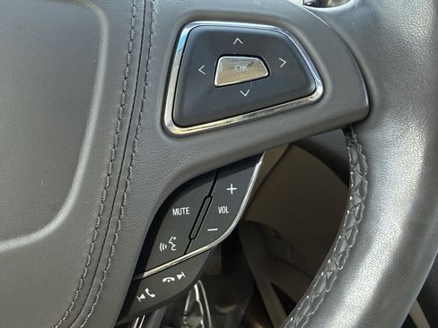 Used 2019 Lincoln MKZ Reserve image 36