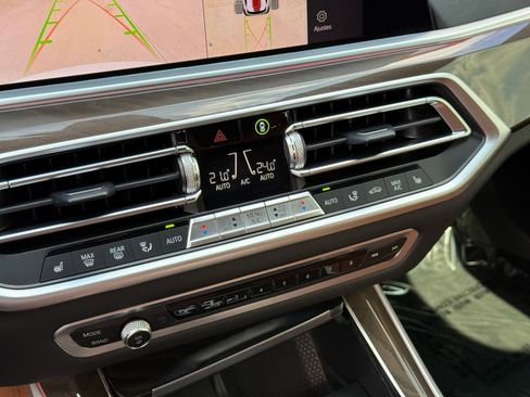 Used 2022 BMW X5 sDrive40i w/ M Sport Package RWD image 19