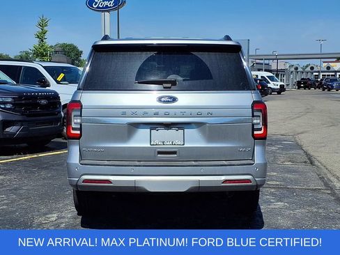 Used 2024 Ford Expedition Max Platinum AWD/4WD image 4
