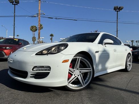 Used 2013 Porsche Panamera S RWD image 1