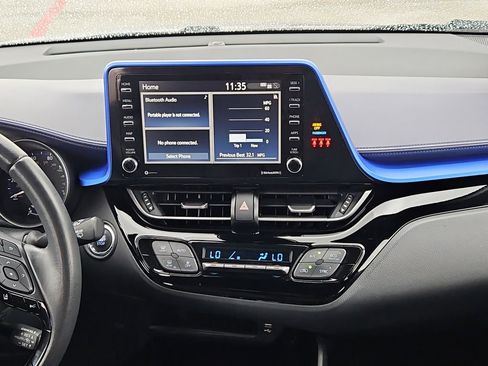 Used 2020 Toyota C-HR XLE image 20