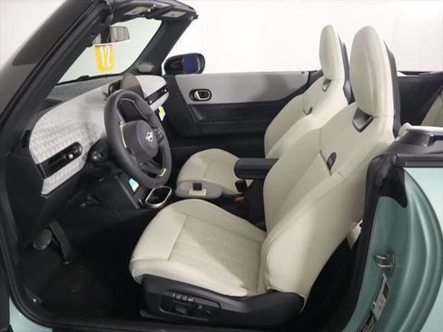 New 2026 MINI Cooper S image 25