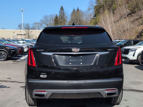Used 2022 Cadillac XT5 Premium Luxury w/ Technology Package image 6