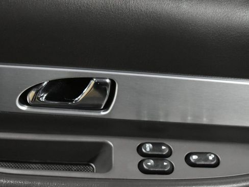 Used 2002 Ford Thunderbird image 39