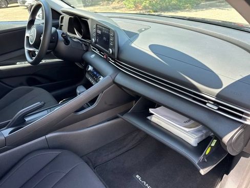Used 2023 Hyundai Elantra SEL FWD image 24