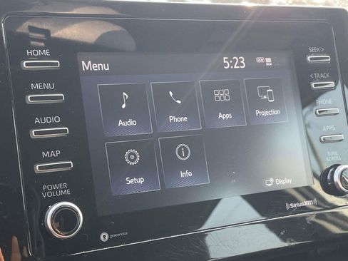 Used 2022 Toyota Camry SE FWD image 27
