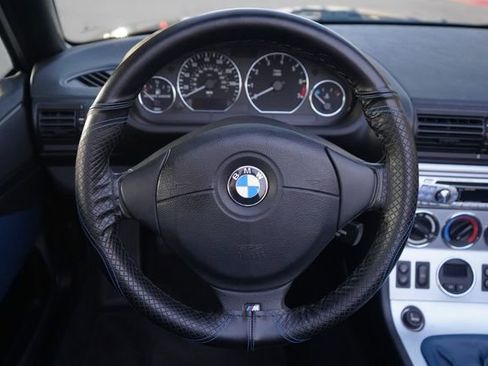 Used 2001 BMW Z3 3.0i RWD image 55