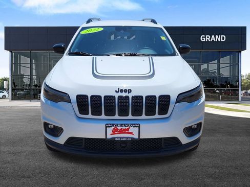 Used 2022 Jeep Cherokee Latitude image 4