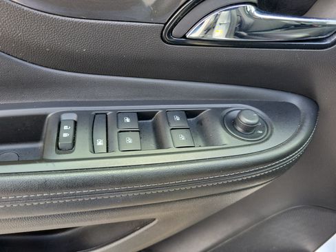 Used 2018 Buick Encore Preferred FWD image 26