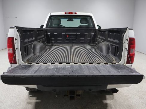 Used 2013 Chevrolet Silverado 2500 W/T w/ Snow Plow Prep Package AWD/4WD image 7