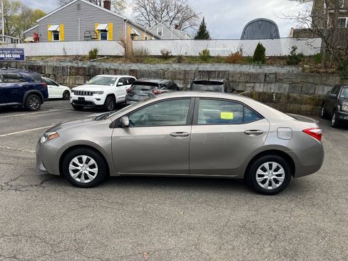 Used 2014 Toyota Corolla LE FWD image 11