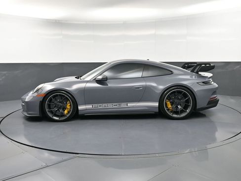 Certified 2022 Porsche 911 GT3 RWD image 2