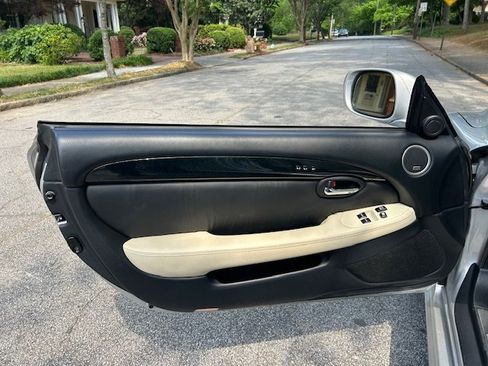 Used 2009 Lexus SC 430 Convertible RWD image 29