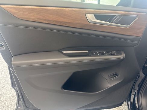 New 2026 Volkswagen Atlas SE image 13