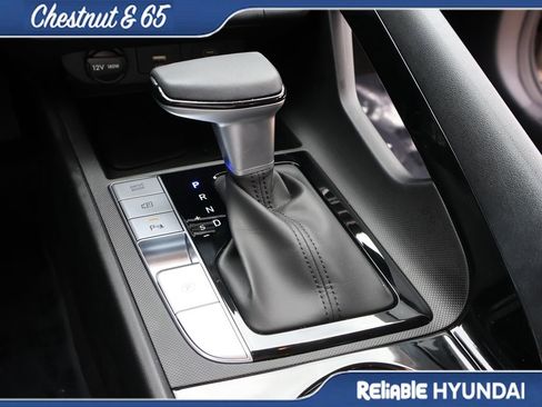 Certified 2024 Hyundai Elantra Limited FWD image 37