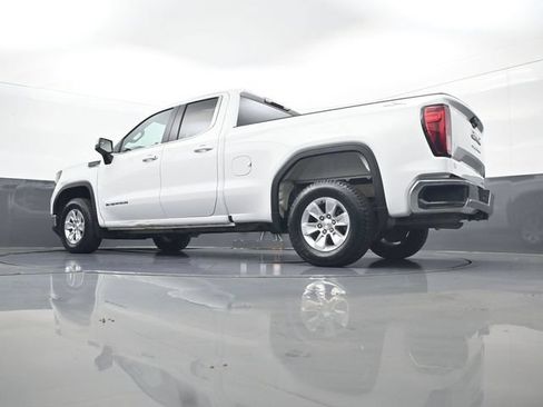 Used 2023 GMC Sierra 1500 SLE AWD/4WD image 32