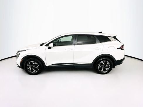 Used 2023 Kia Sportage LX AWD/4WD image 4