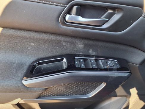 New 2026 Nissan Pathfinder SL image 42