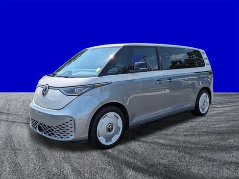 Used 2025 Volkswagen ID. Buzz 1st Edition AWD/4WD image 8