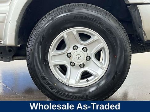 Used 2000 Toyota 4Runner Limited RWD image 11