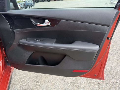 Used 2023 Kia Forte GT-Line FWD image 8
