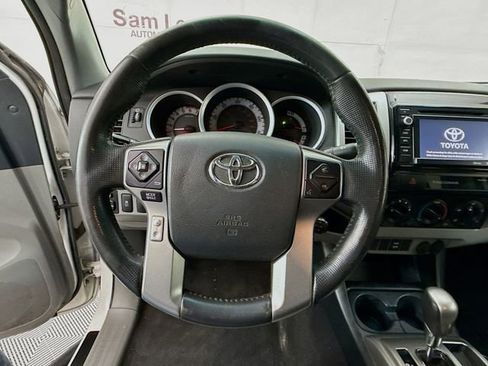Used 2015 Toyota Tacoma 4x4 Double Cab image 11