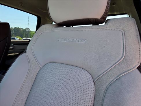 New 2026 RAM 1500 Laramie AWD/4WD image 26