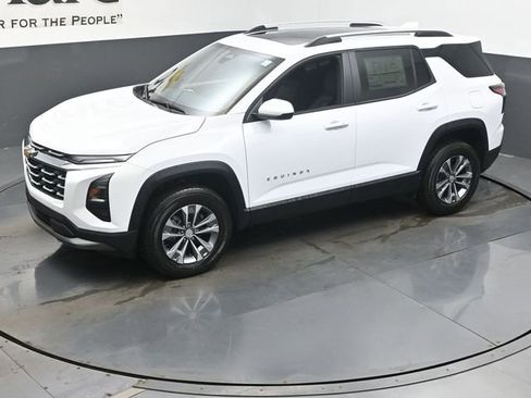 New 2026 Chevrolet Equinox LT FWD image 22