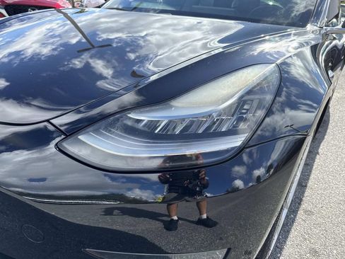 Used 2018 Tesla Model 3 Long Range image 10