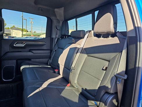 Used 2024 Chevrolet Silverado 1500 RST image 23