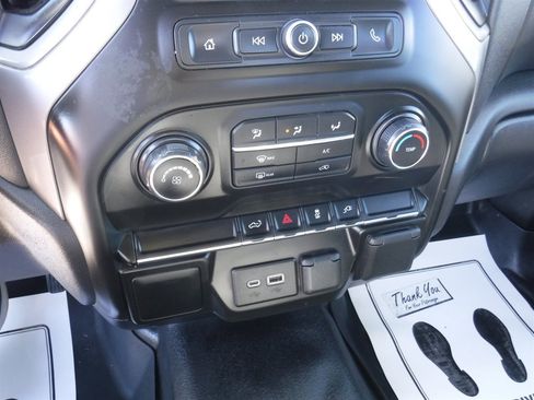 Used 2021 Chevrolet Silverado 1500 W/T w/ WT Value Package AWD/4WD image 15