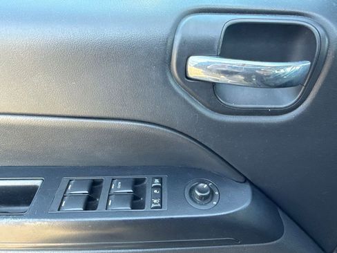 Used 2016 Jeep Compass Sport w/ Power Value Group image 20