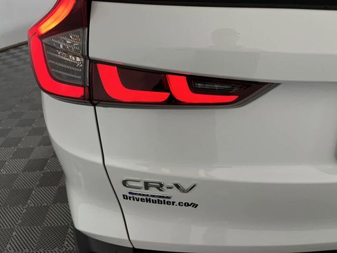 Used 2025 Honda CR-V Sport image 11
