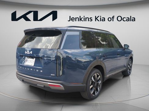 New 2027 Kia Telluride S image 3