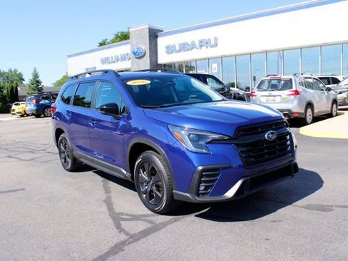 Used 2026 Subaru Ascent Premium w/ Premium Package AWD/4WD image 1