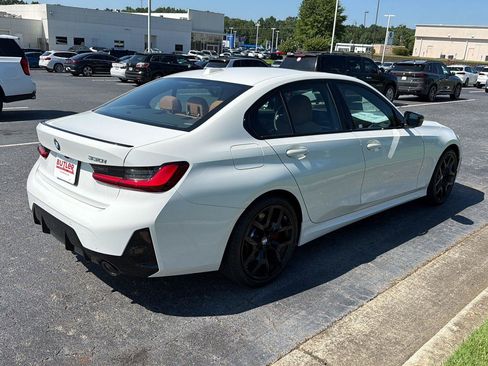 New 2026 BMW 330i Sedan w/ M Sport Package RWD image 6