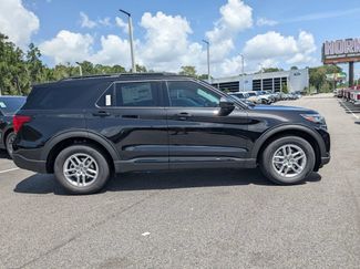 New 2026 Ford Explorer Active RWD video 3