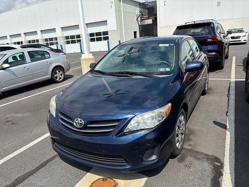Used 2013 Toyota Corolla LE FWD image 17
