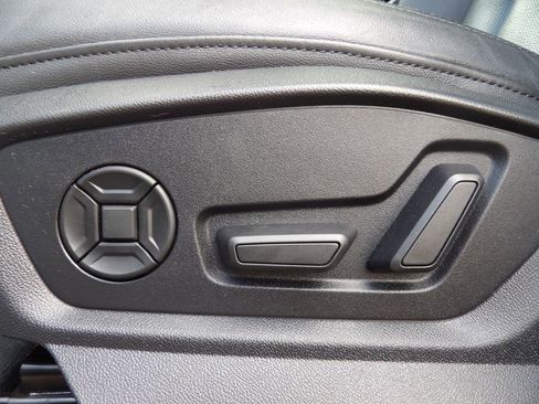 Used 2023 Audi Q7 3.0T Premium Plus AWD/4WD image 15
