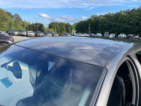 Used 2017 Ford Edge Titanium FWD image 36